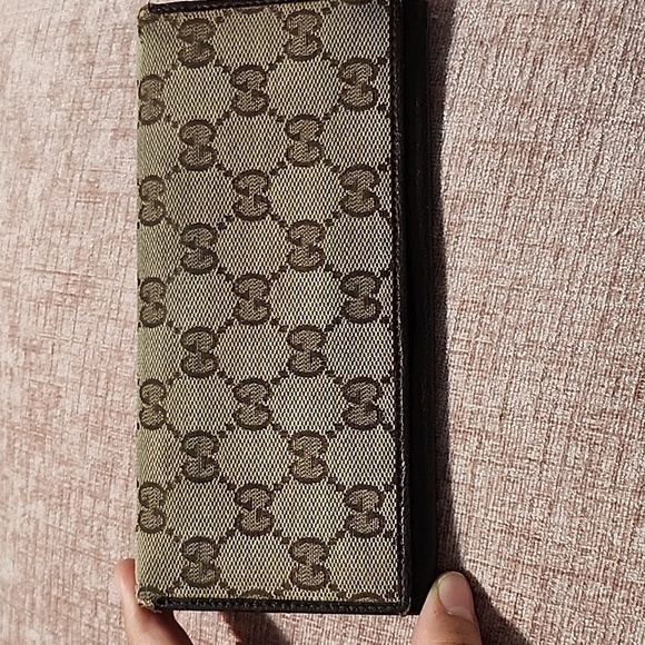 Gucci Wallet - Picture 1 of 15